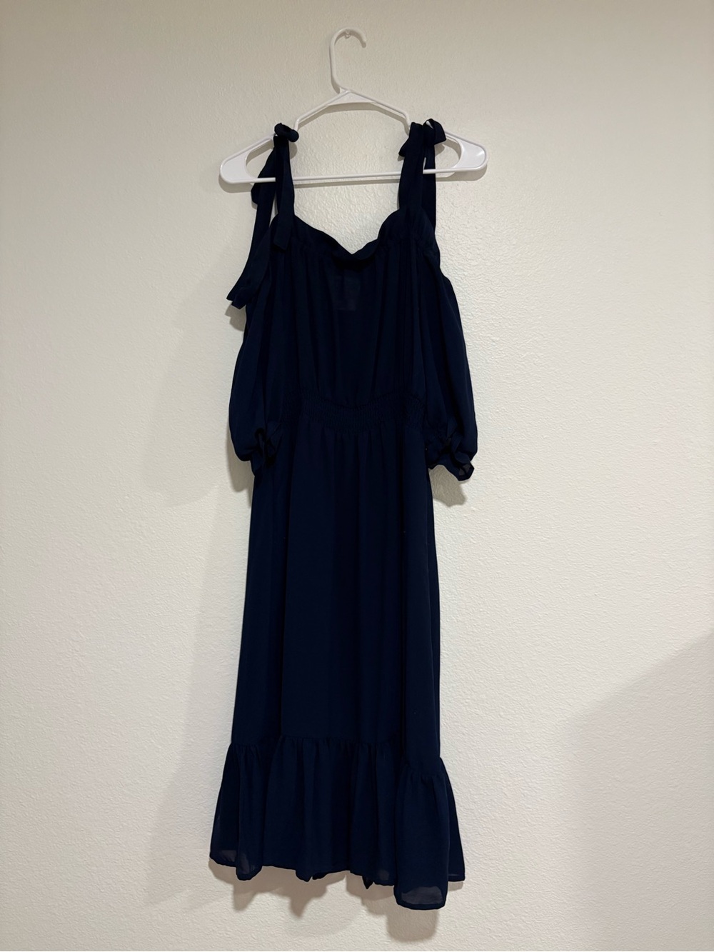 Baum und Pfergarden Navy Tie-Shoulder Midi Dress